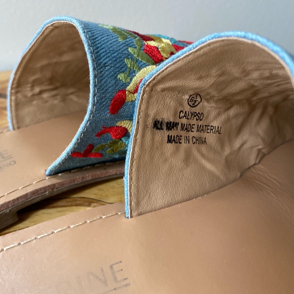 Floral Embroidered Denim Slippers - Picture 9 of 11